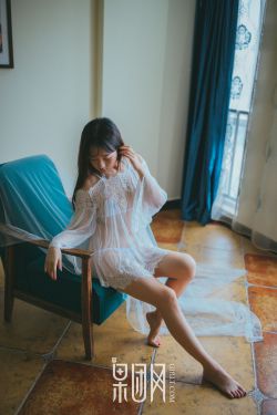 迷人的保姆线观电影